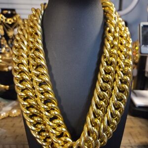 VTG RUNWAY ANNE KLEIN DOUBLE STRAND GOLD TONE HUGE CHUNKY LINK CHAIN STATEMENT